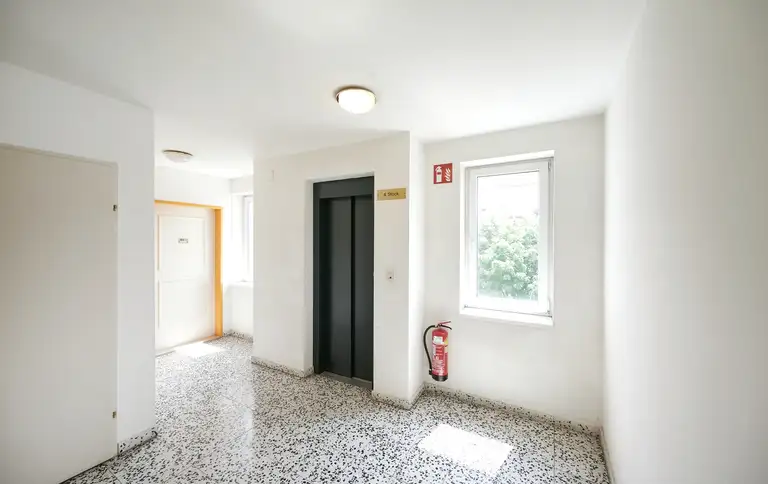 Stiegenhaus III
