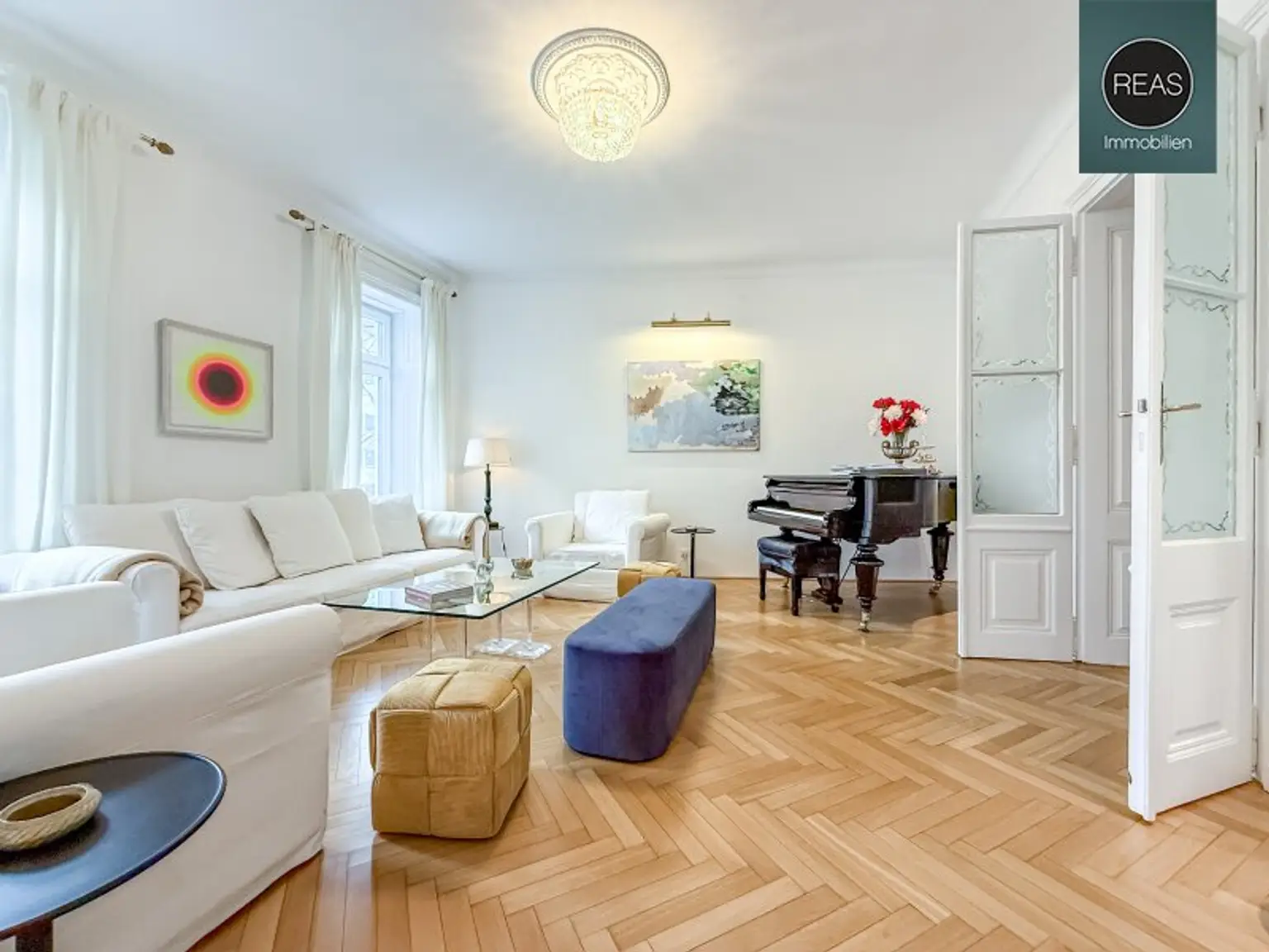 Provisionsfrei: Traumhaftes Stadthaus mit Garten in Gersthofer Bestlage!