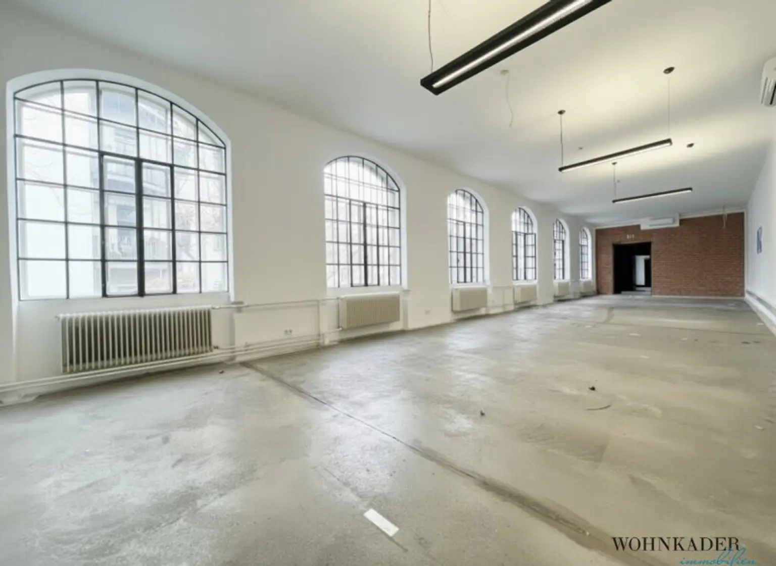 Modernes Loft-Büro in historischer Seidenfabrik – einzigartiger Backsteincharme & hochwertige Ausstattung