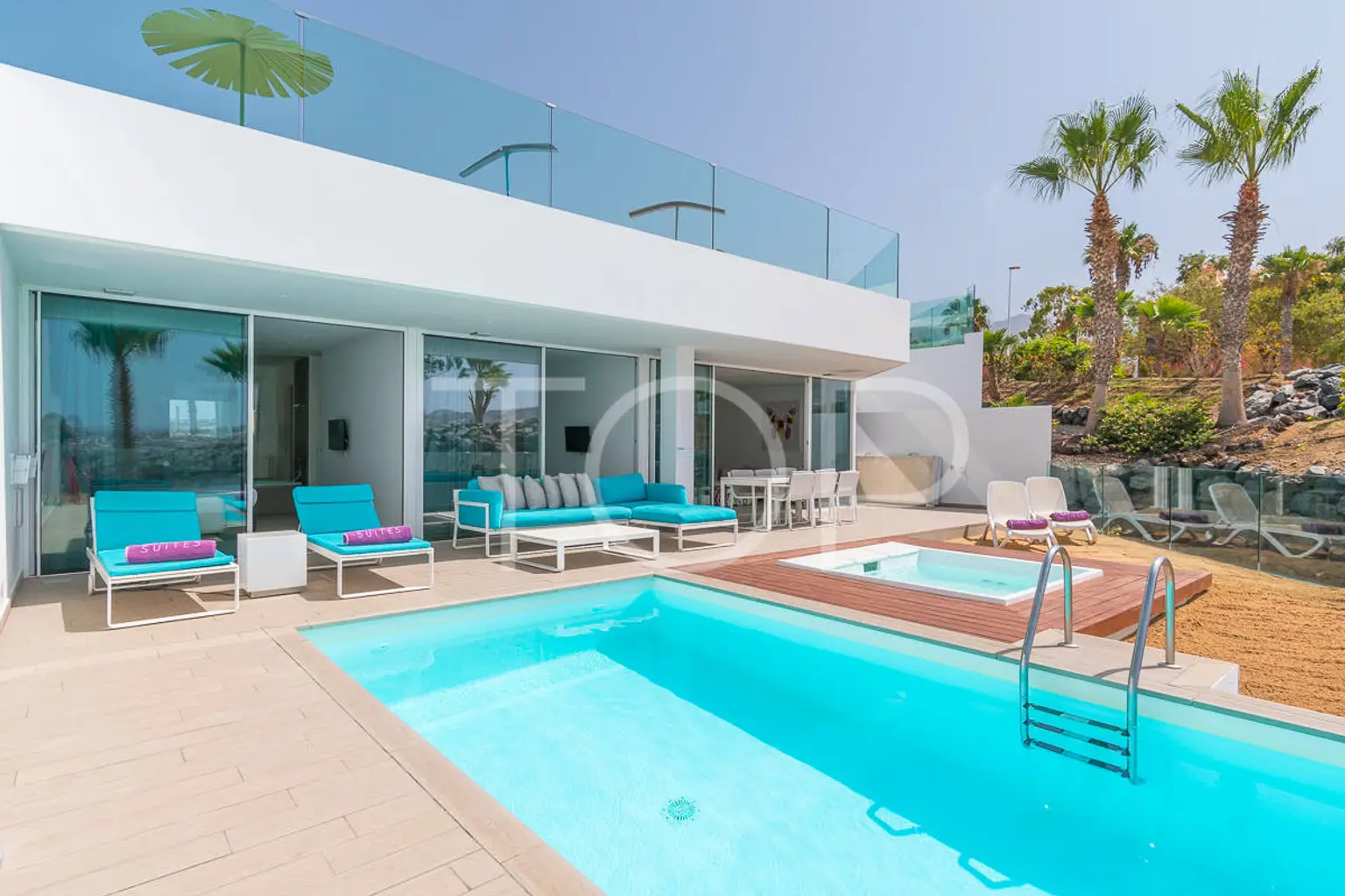 1b9fbfa5-500b-49d0-92e8-94ed9340db07