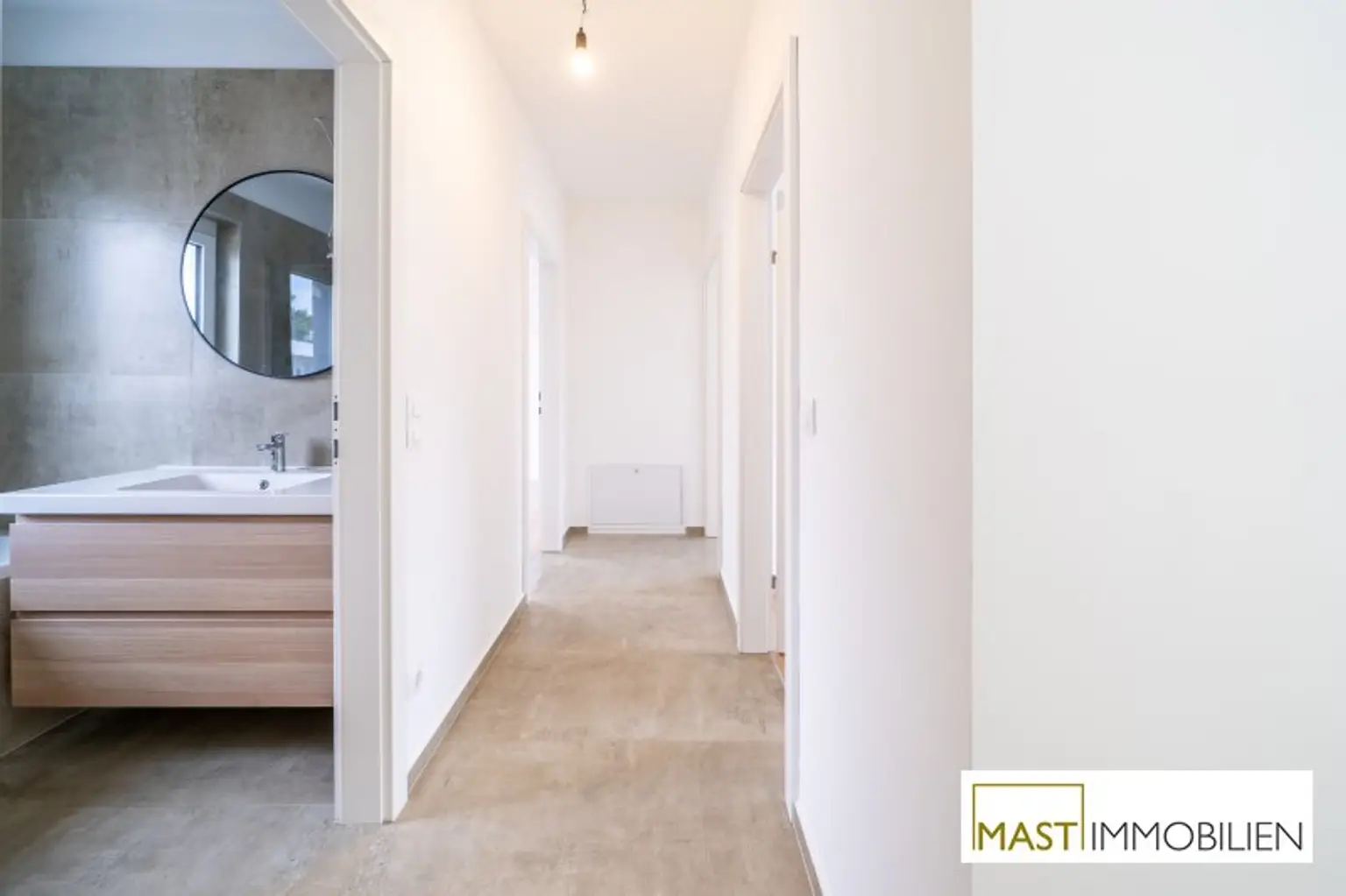 *NEU* - ab Oktober - 4 Zimmer Reihenhaus in Bahnhofsnähe