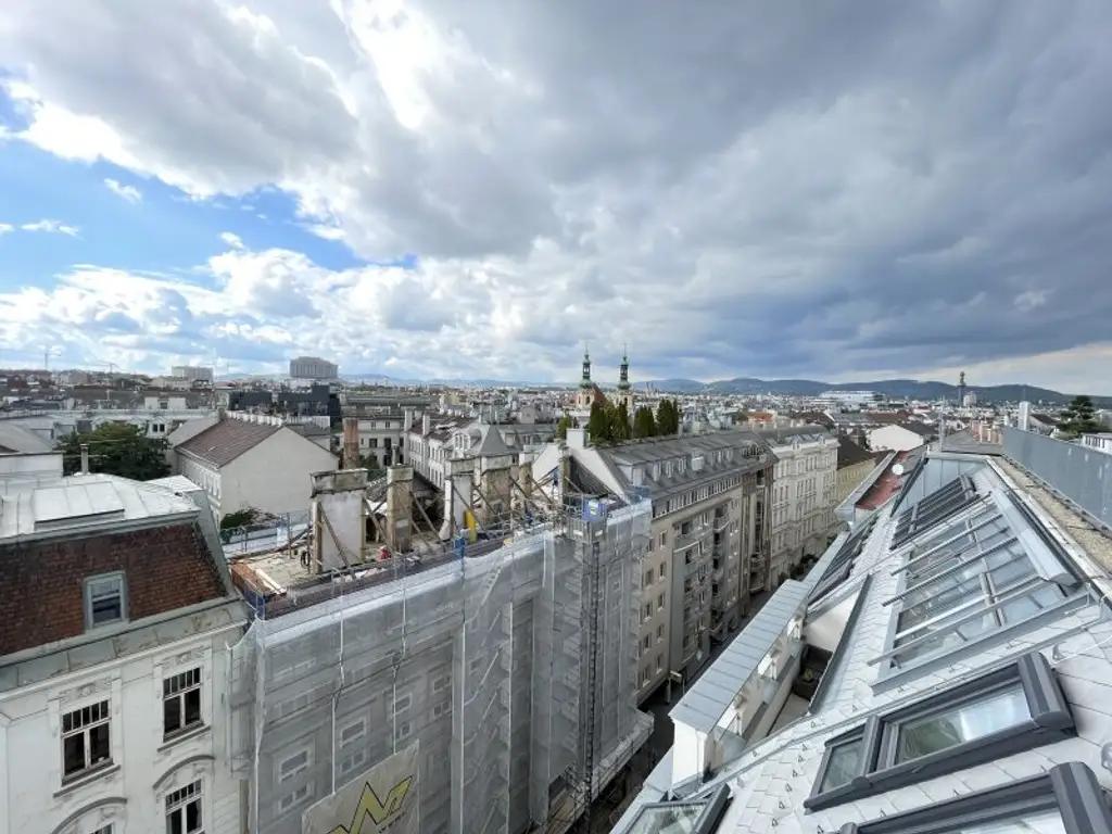 Stilvolle Dachgeschosswohnung mit außergewöhnlicher Dachterrasse in 1090 Wien