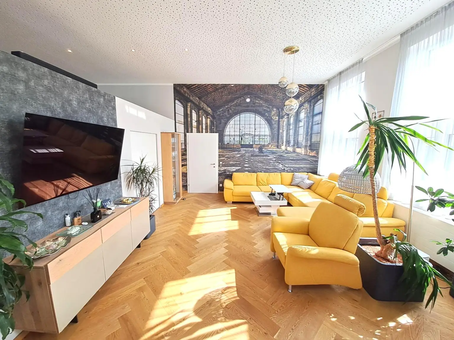 Verwirklichen Sie Ihren Traum! Exklusive Immobilie mit Terrasse, Sauna und Whirlpool