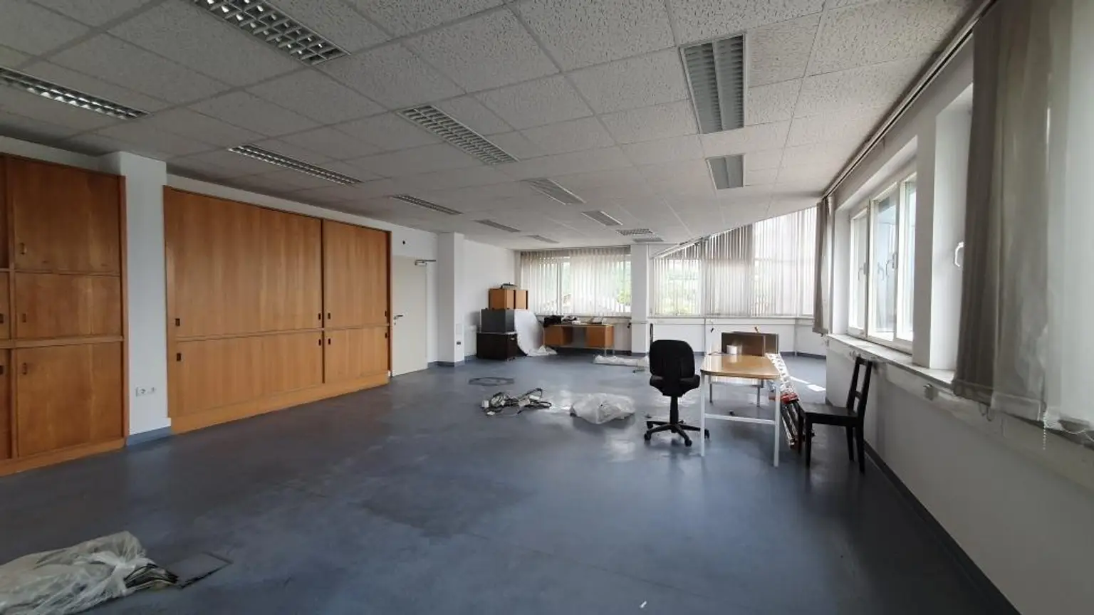 Büro 24