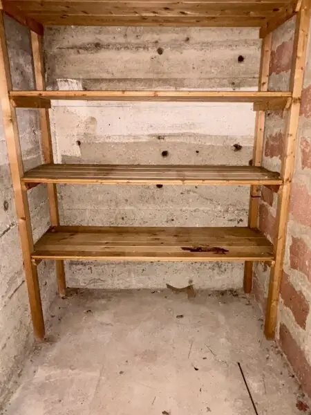 EIN TRÄUMCHEN! FRISCH SANIERT, HELL UND RUHIG MIT LOGGIA IM SCHÖNEN GERSTHOF