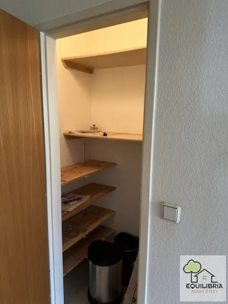 Renovierungsbedürftige 3-Zi-Wohnung Obere Stadt inkl. Stellplatz