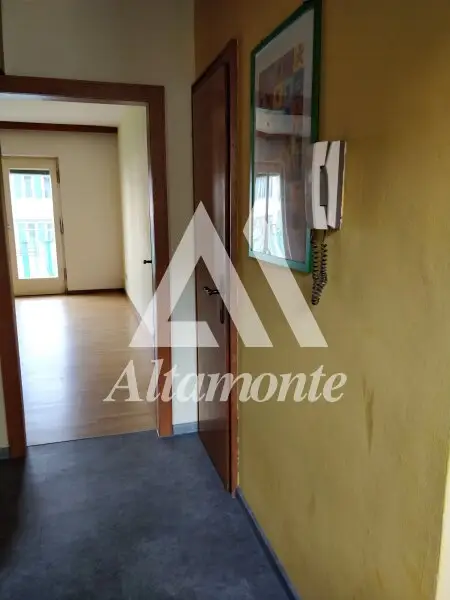 Helle 3-Zimmer-Wohnung im 3. Liftstock mit schöner Loggia - Nähe Augarten & Jakominiplatz, 8010 Graz