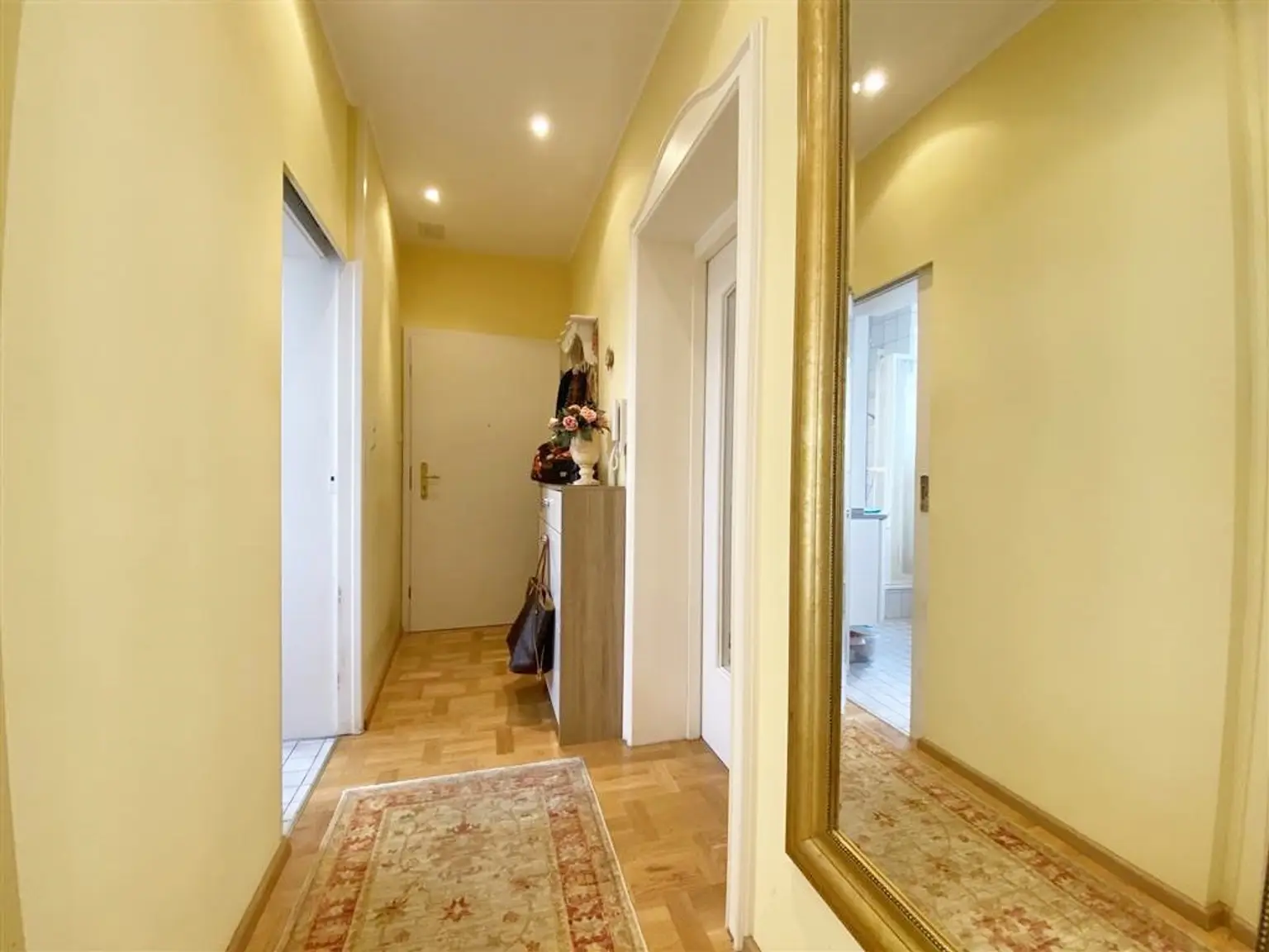 Eigennutzung oder Kapitalanlage, Charmante 4-Zimmer Wohnung mit Kamin, im Kurort Baden-Baden