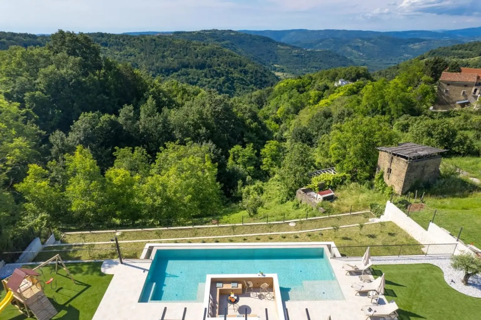 Mediterraner Rückzugsort mit Investitionspotenzial – Ihre Traumvilla in Kascerga