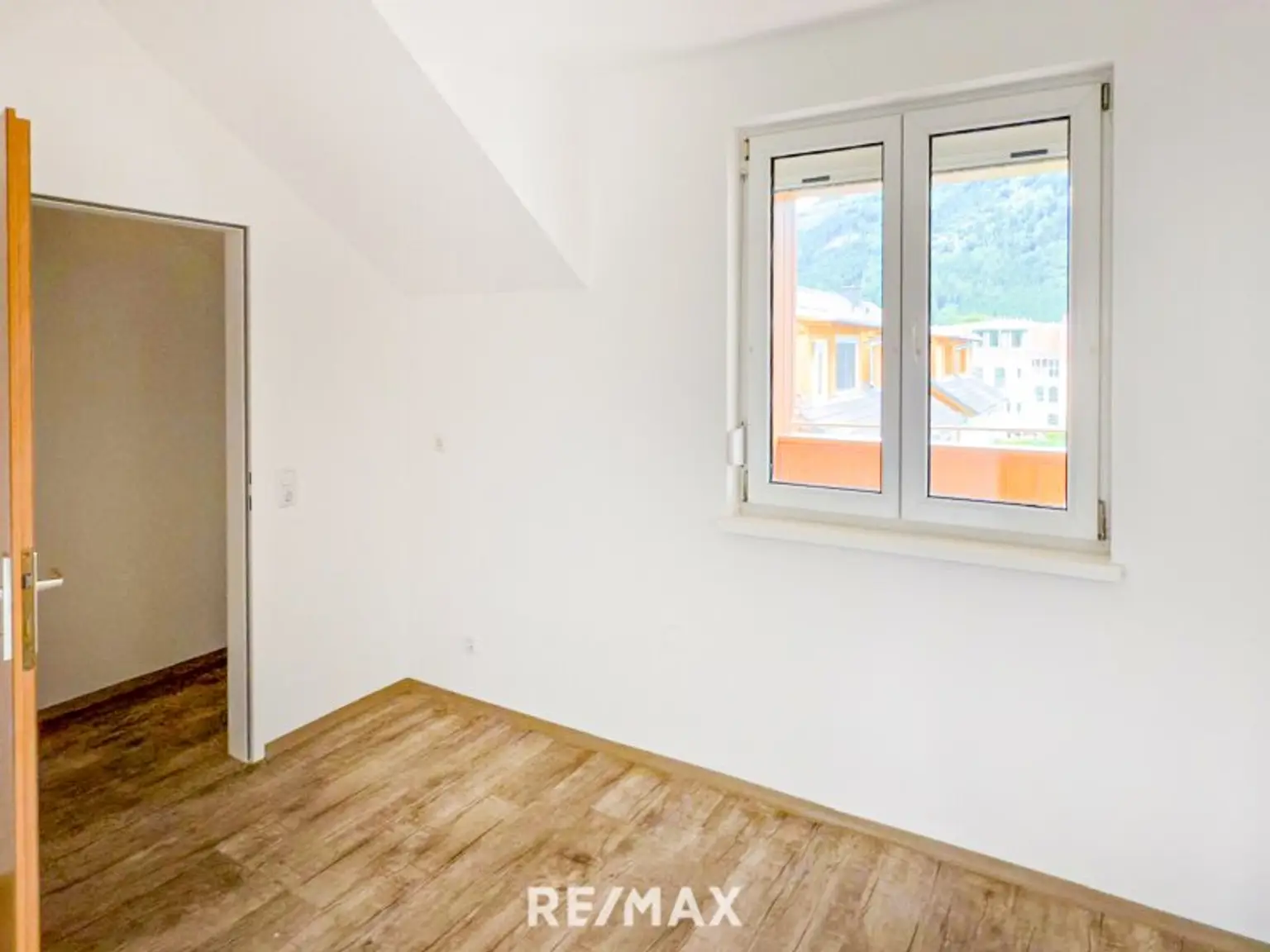 Zimmer mit zusätzlichem Raum