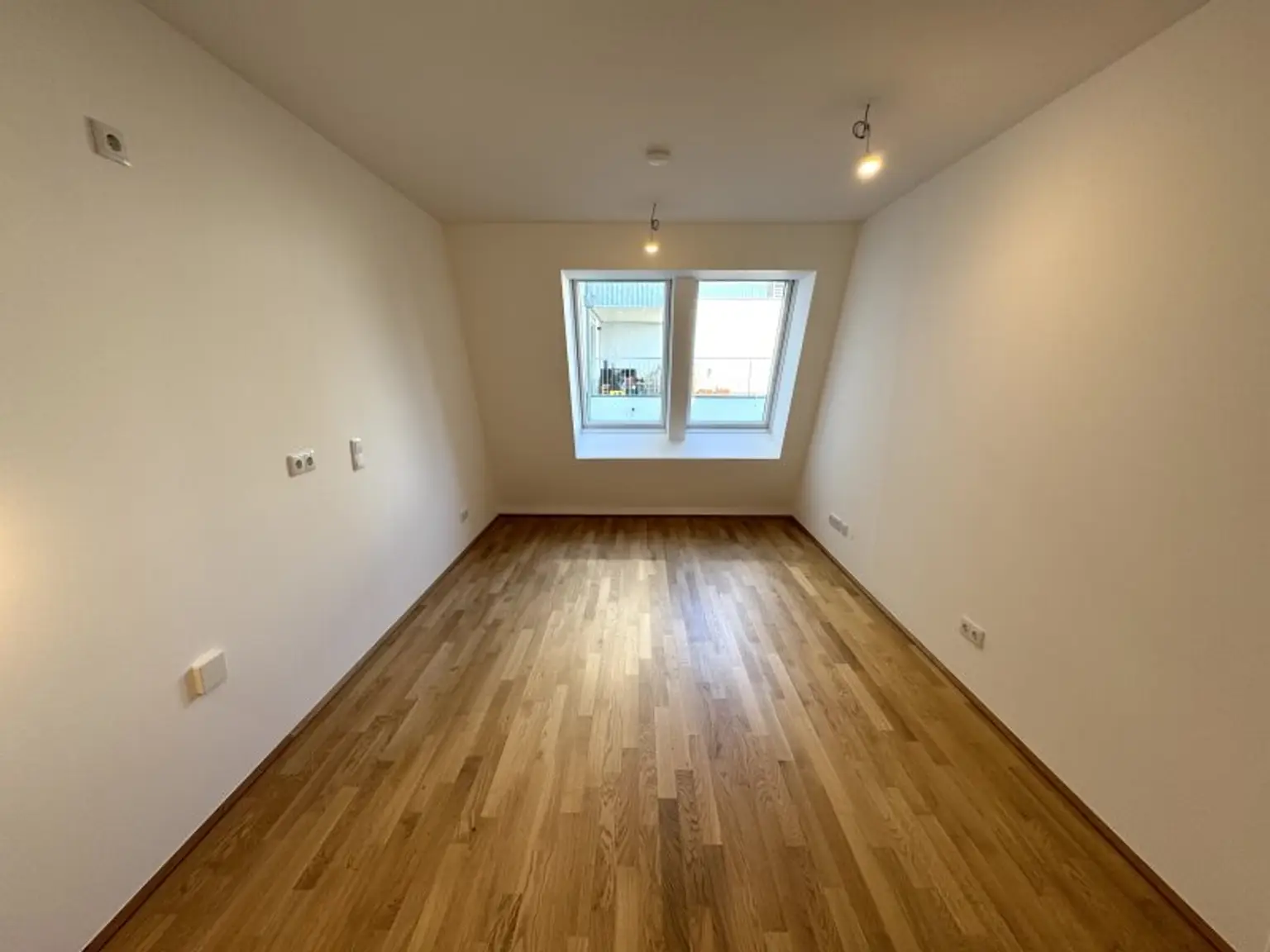 WOHNEN UND GENIESSEN IM SÜDWESTEN VON WIEN! PERFEKTE INFRASTRUKTUR – NÄHE SCHÖNBRUNN!