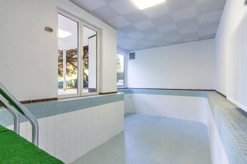 Familienheim mit Privatsphäre - Elegantes Wohnen in Harmonie mit der Natur