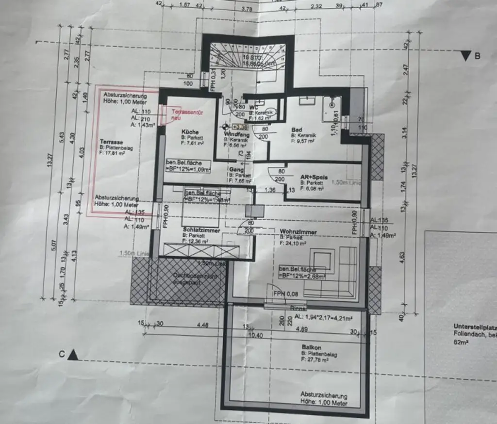Großzügiges Einfamilienhaus mit 2 Wohneinheiten und Pool