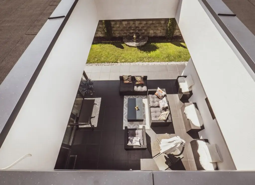 Luxuriöser Bungalow in absoluter Ruhelage am Waldrand als idealer Alterssitz