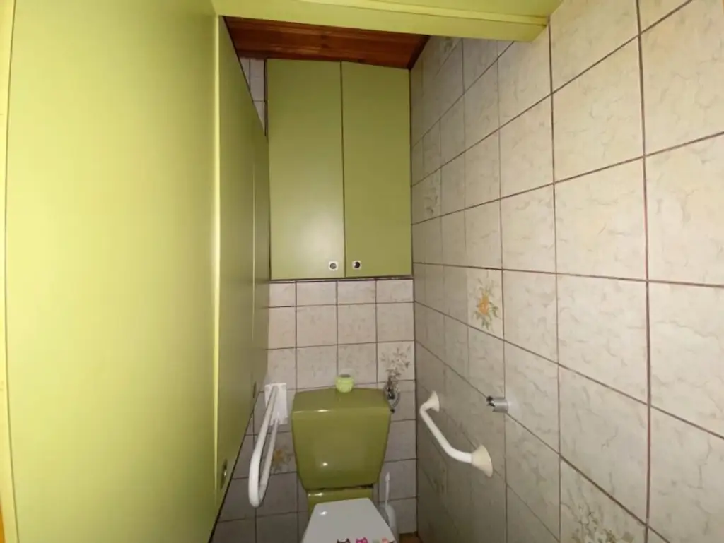 4 ZIMMER-Wohnung zu SANIEREN mit HOFSEITIGER LOGGIA