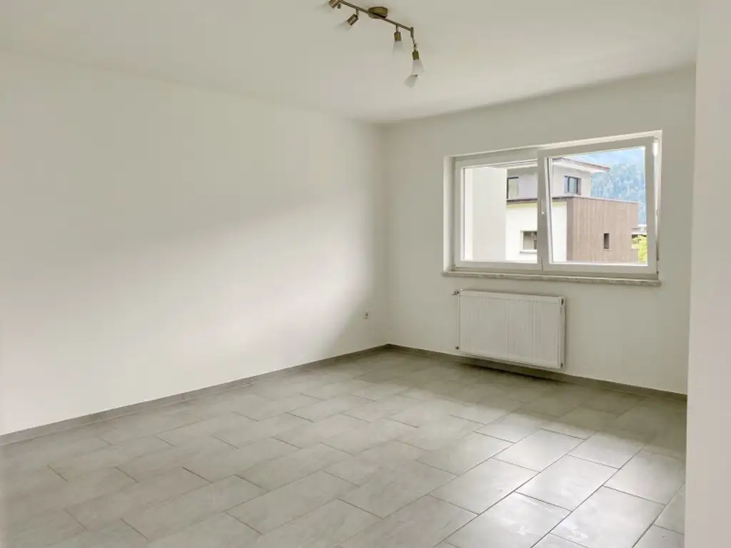 Dein Daheim - 2 Zimmer +extra geräumige KomplettKüche +AAP