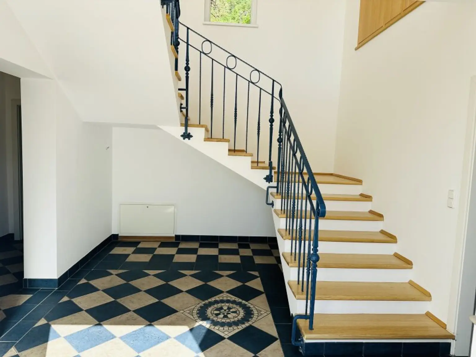 Traumhaus in Grünruhelage 30 Minuten zur Wiener Stadtgrenze- Einmaliger Fernblick - Finanzierung ab monatlich € 2.070.- möglich
