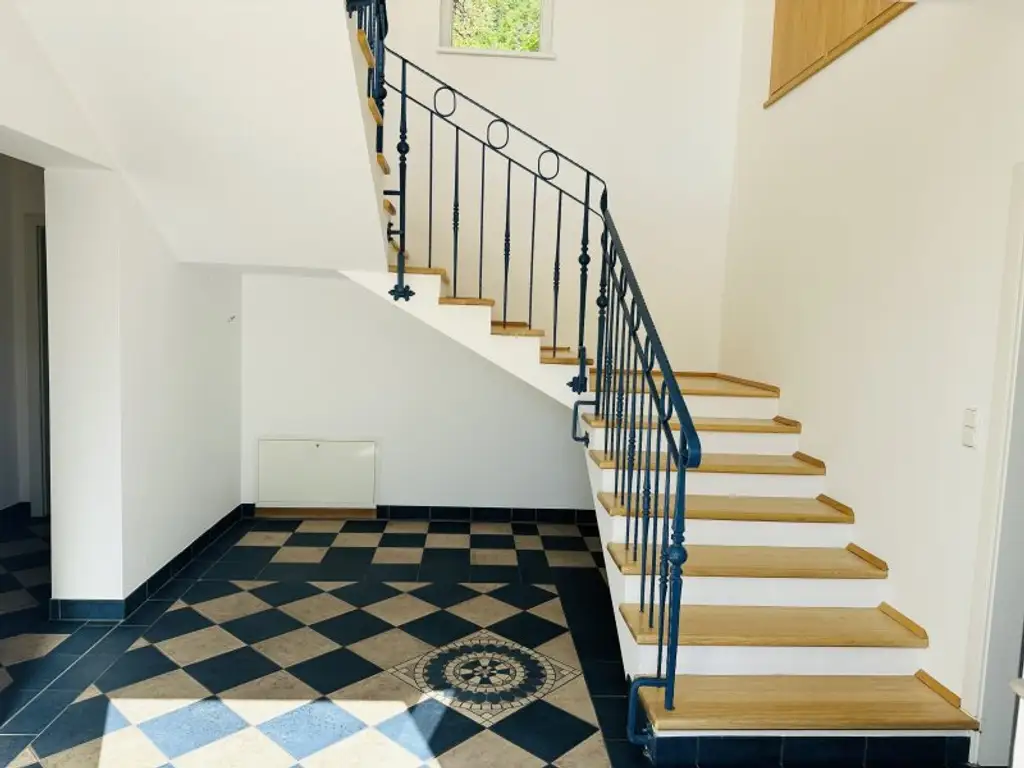 Traumhaus in Grünruhelage 30 Minuten zur Wiener Stadtgrenze- Einmaliger Fernblick - Finanzierung ab monatlich € 2.070.- möglich
