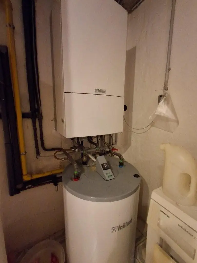 25 Vaillant Therme Gasheizung RH 1230