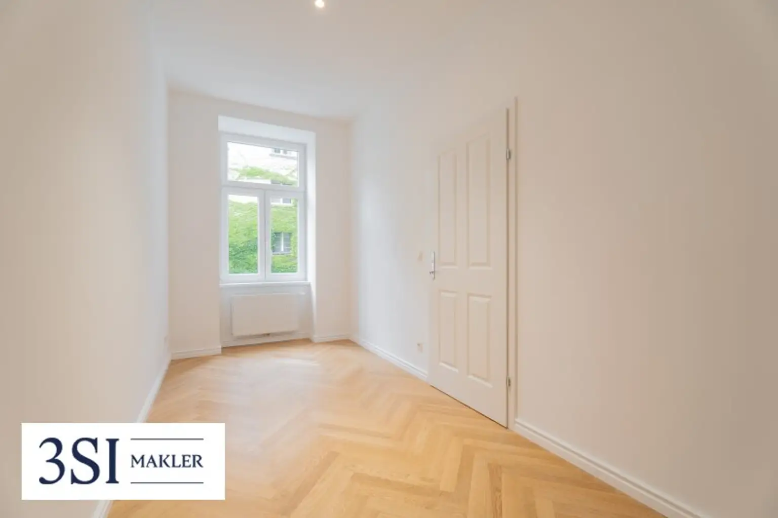 Top-sanierter Altbau-Erstbezug – Elegante 3-Zimmer-Wohnung mit moderner Ausstattung