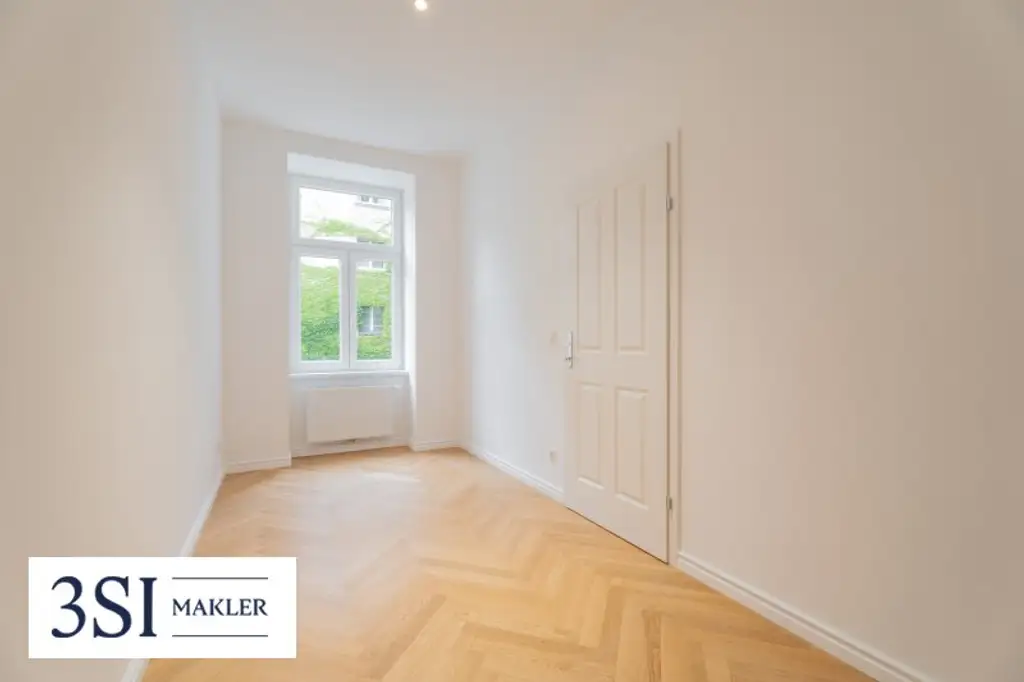 Top-sanierter Altbau-Erstbezug – Elegante 3-Zimmer-Wohnung mit moderner Ausstattung