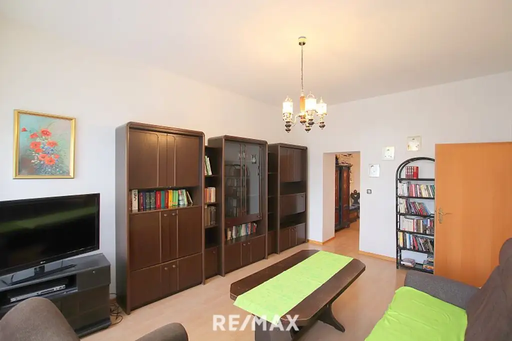 Nette Altbau 3-Zimmer Wohnung mit Balkon und Eigengarten in zentraler Lage in Penzing, sehr gute Infrastruktur!