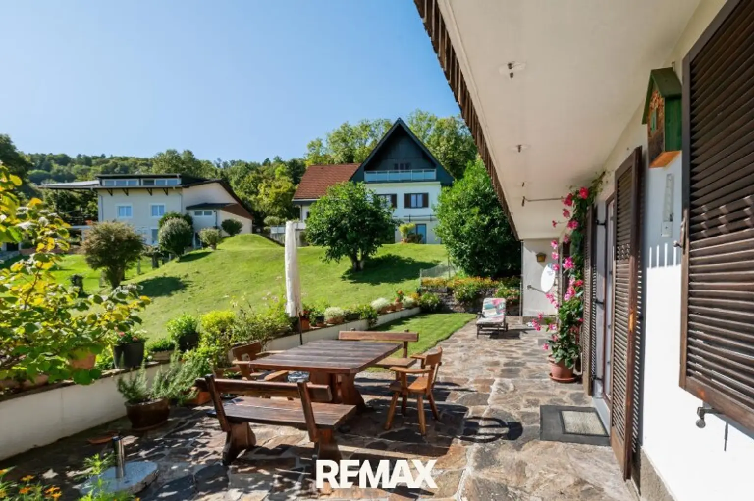 südseitige Terrasse