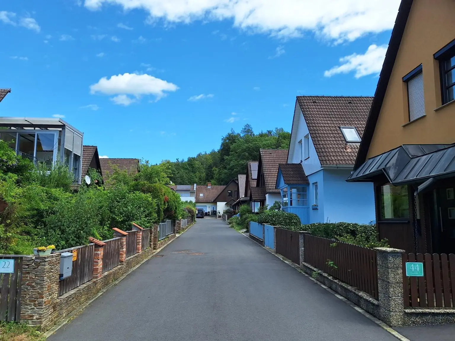 Vekehrsberuhigte Zufahrt (Sackgassenendlage)