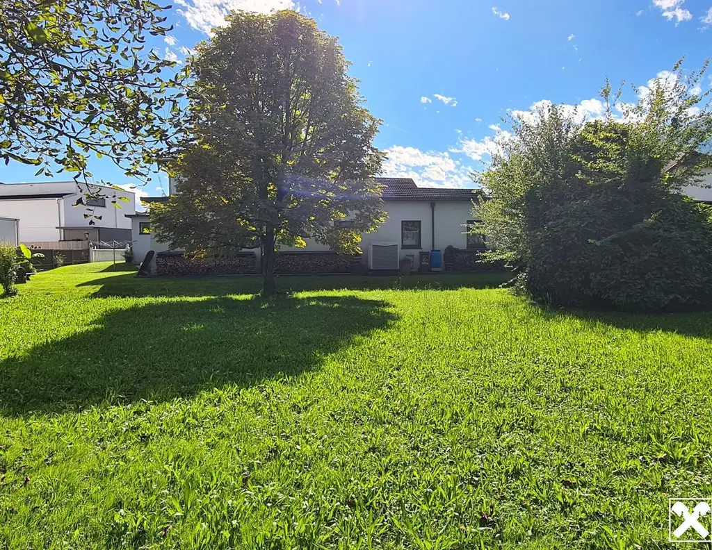 Grenznah & ruhig - Teilbares Grundstück