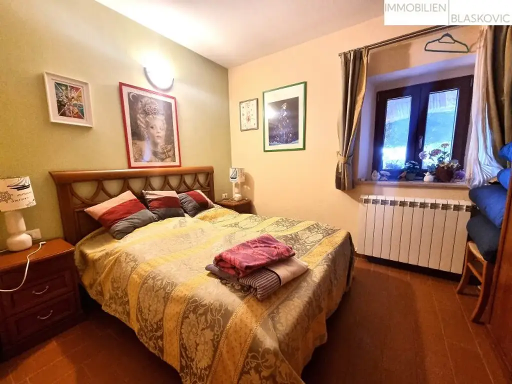 Porec Umgebung - Attraktives Steinhaus mit 2 Appartements und Pool/Wellness