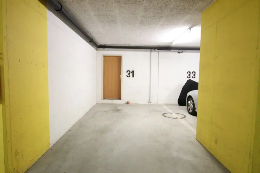 Junge & schöne 71,50m² 2 Zi City-Gartenwohnung mit 123m² Eigengarten & Tiefgarage am St. Veiter Ring