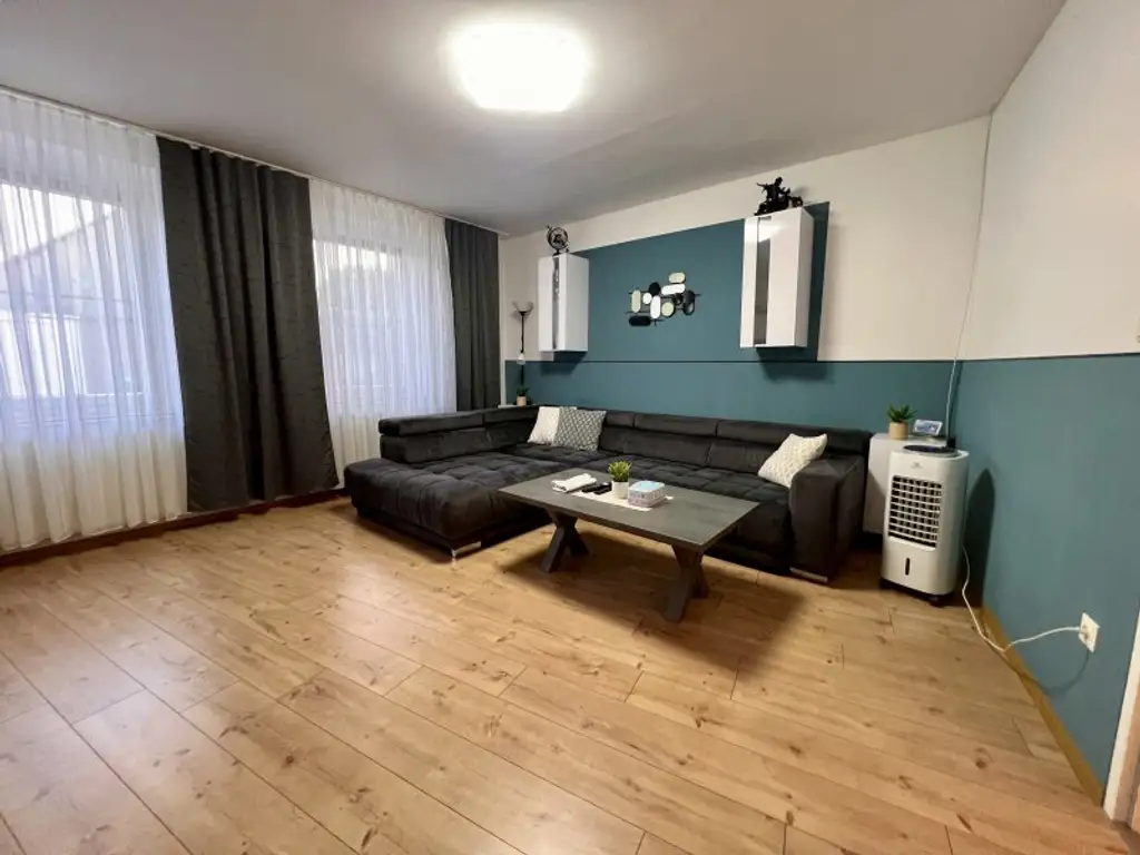 NOTVERKAUF !! Klein-Harras, renoviertes Multifunktionshaus, 30 Minuten von Wien Donaustadt