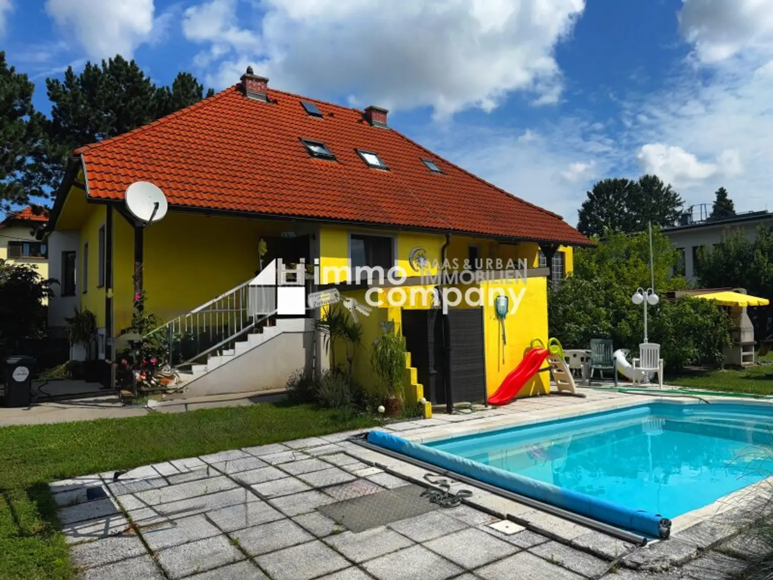 Sonniges Eckgrundstück mit Altbestand – großes Potenzial in ruhiger Nachbarschaft!