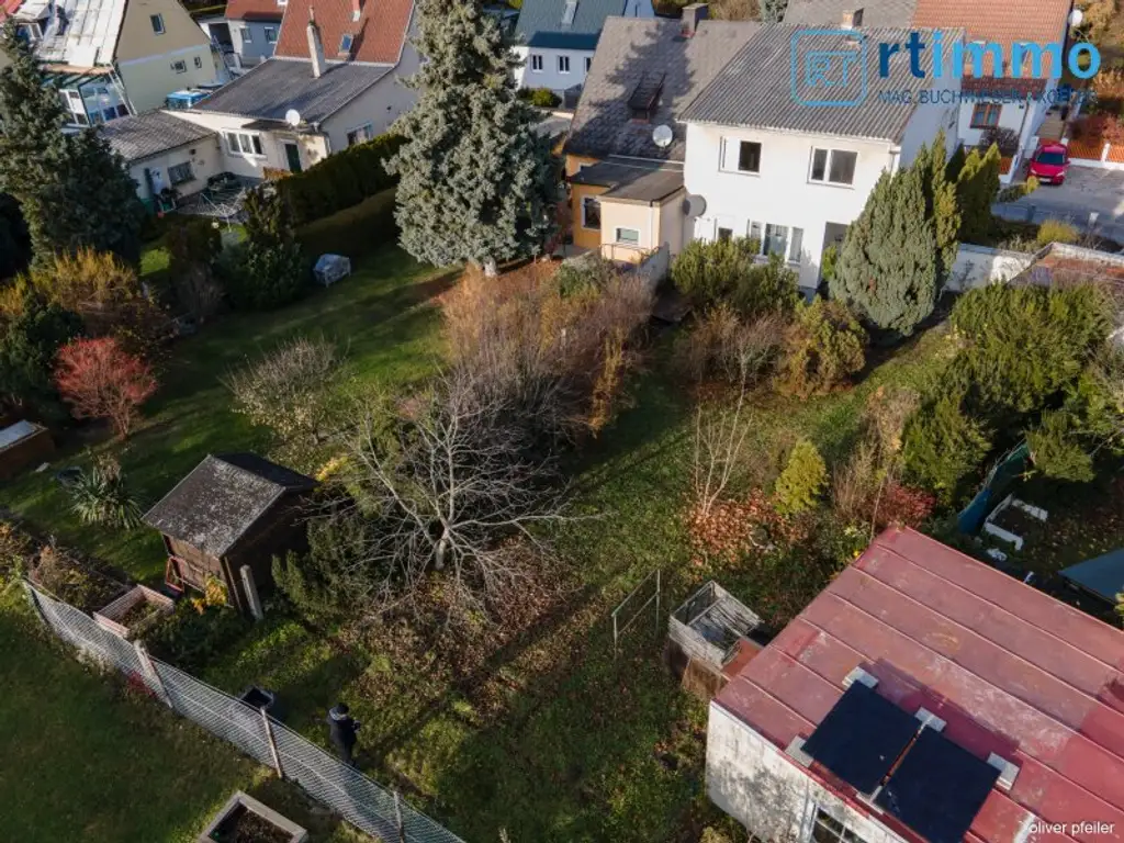 Einfamilienhaus in Stockerau mit schönem Grund - Nähe Freibad.