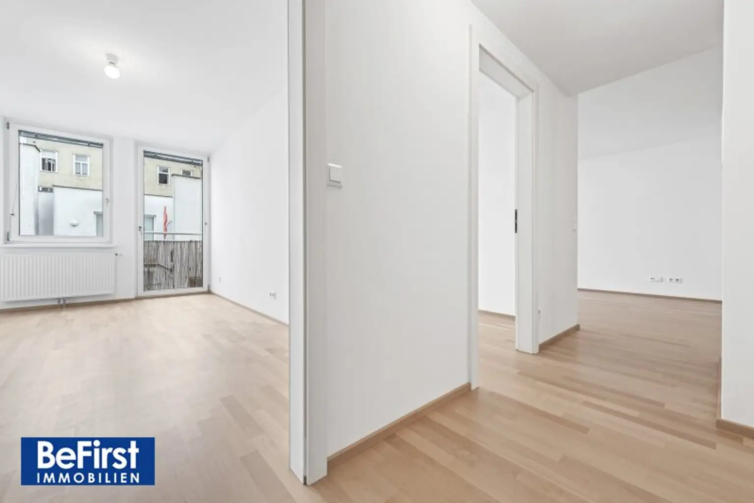 Zauberhafte 3 Zimmer Balkonwohnung in Fußgängerzone nächst Mariahilferstraße