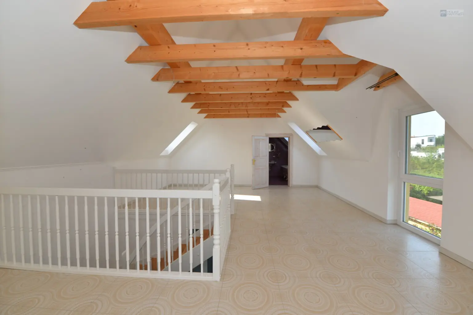 SE(H)ENSUCHT: SIEH DEN SEE!   EINFAMILIENHAUS IN MÖRBISCH MIT SEEBLICK, CARPORT & SOMMERKÜCHE