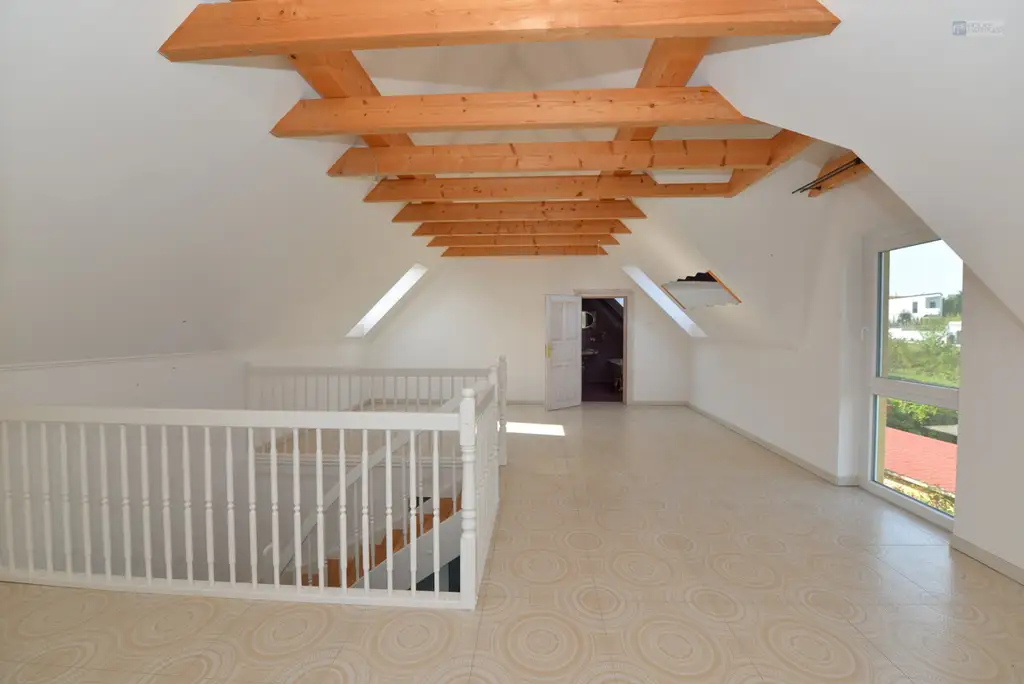 SE(H)ENSUCHT: SIEH DEN SEE!   EINFAMILIENHAUS IN MÖRBISCH MIT SEEBLICK, CARPORT & SOMMERKÜCHE