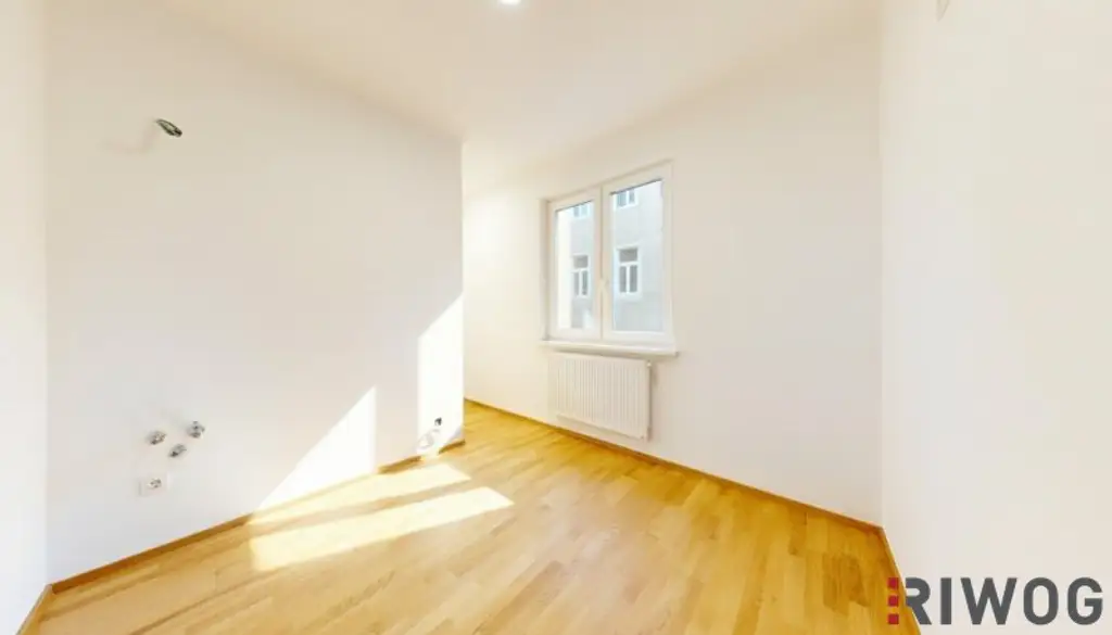 ERSTBEZUG nach Sanierung I Großzügige 2 Zimmer Wohnung mit Loggia I Tischler Einbauküche inkl. Siemensgeräte I Allerheiligenplatz I U-Bahn Nähe