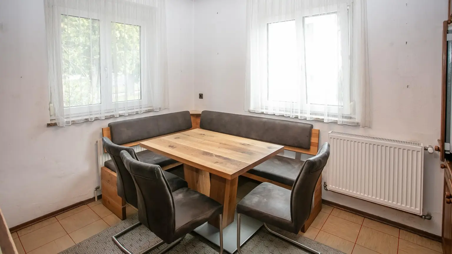 PROVISIONFREI! Viel Platz & Gartenidylle –  in Engabrunn