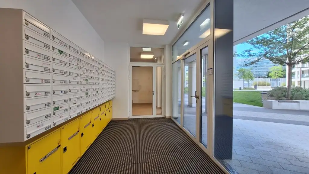 Möblierte 2-Zimmer-Wohnung im 10. Liftstock