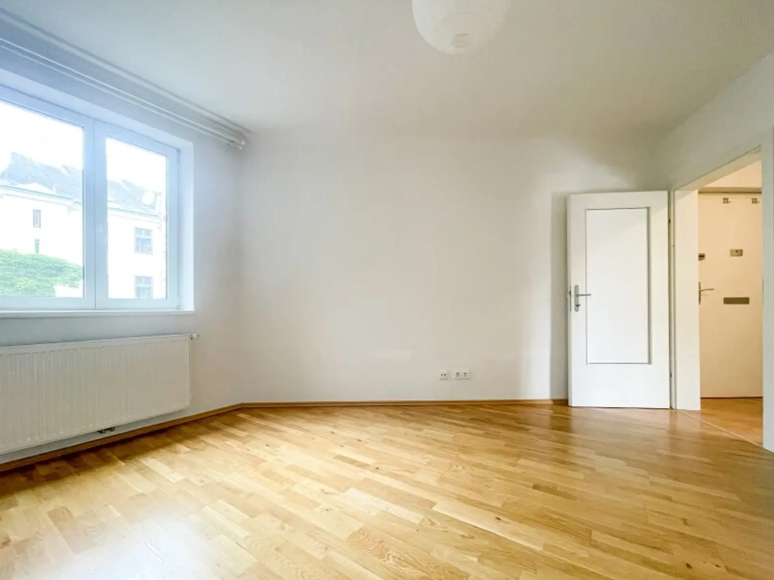 Helle 2-Zimmerwohnung mit hofseitigem Schlafzimmer – Nähe U4/U6 & Meidlinger Markt