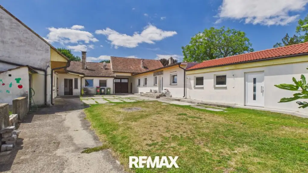 Großzügiges Zuhause mit Potenzial auf 1.629 m² – Wohnhaus, Nebengebäude & vielseitige Nutzungsmöglichkeiten
