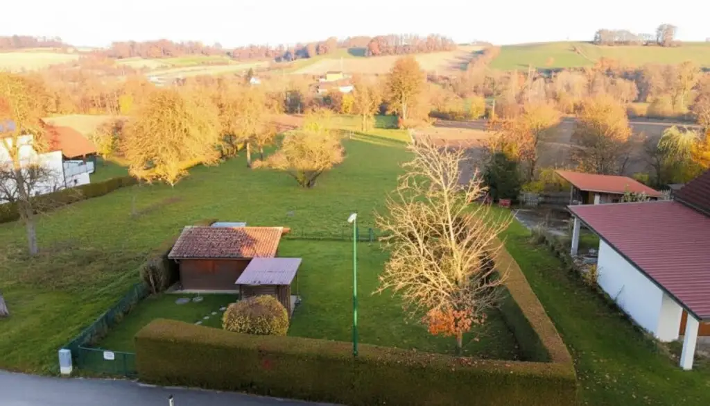 Sonniges Baugrundstück in Ernsthofen Aigenfließen