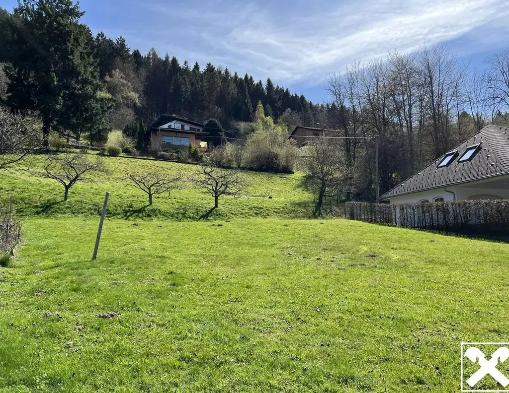 RARITÄT - Exklusives Baugrundstück mit traumhaftem Blick auf den Ossiacher See