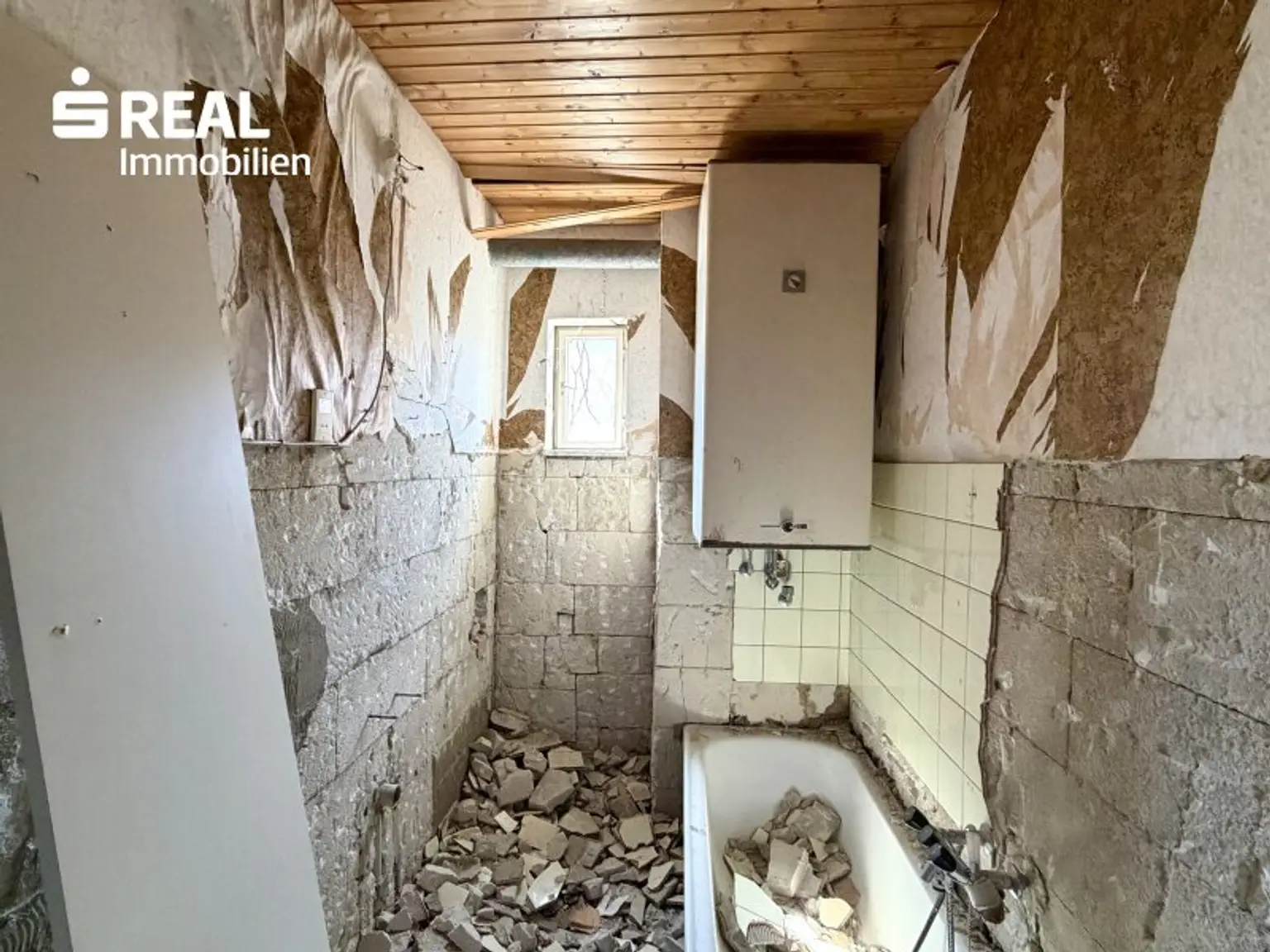 unsanierte Wohnung 1