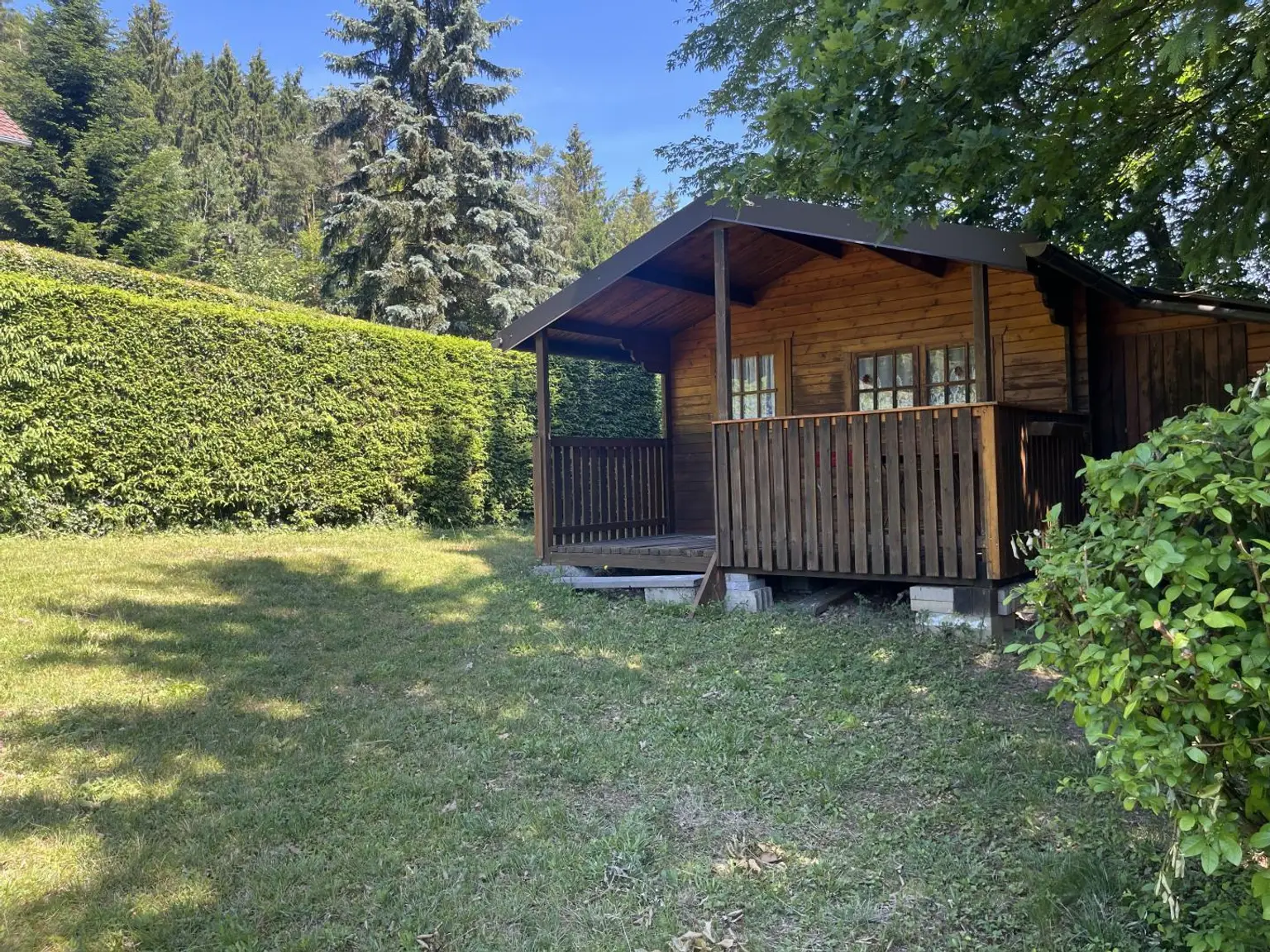 Hütte