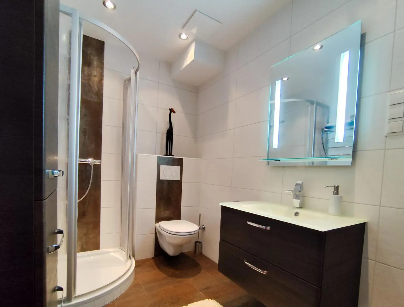 ***  Renoviert & einladend – 2-Zimmer-60m² im Stadtzentrum Bruck/Mur mit Ausbaumöglichkeit ***