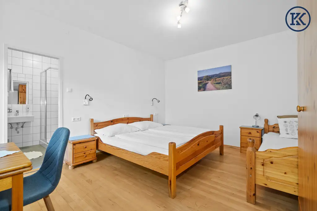 Historischer Gasthof mit Hotelbetrieb in Baden, Niederösterreich
