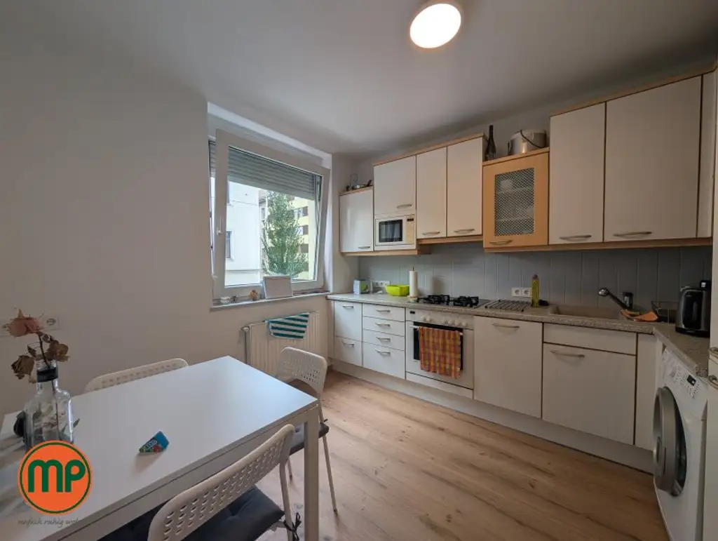 Ruhige Lage – 2 Zimmer – Separate Küche