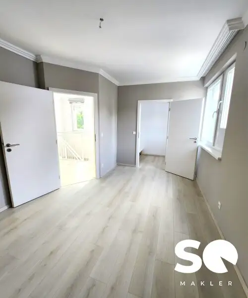 #SQ - THERESIENFELD: NEUWERTIGES ECKREIHENHAUS ZU VERKAUFEN